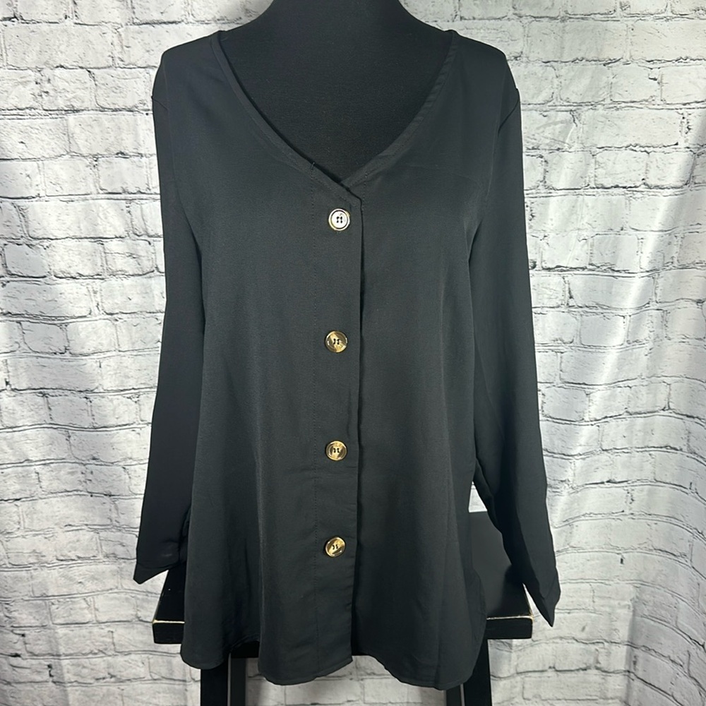 Nice Black Top | Button Down Blouse loose/relaxed fit | Women’s Medium
